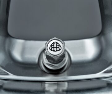 スチールエアバルブ